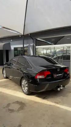 HONDA-CIVIC-2010