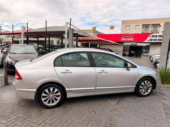 HONDA-CIVIC-2011