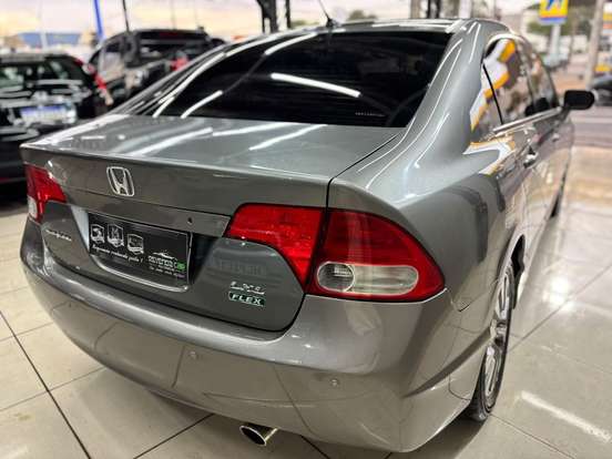 HONDA-CIVIC-2010