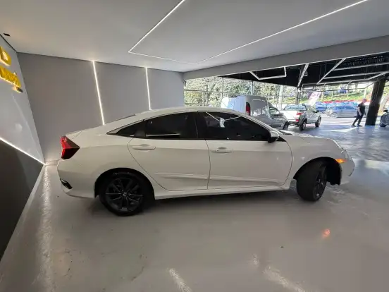 HONDA-CIVIC-2021