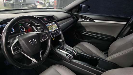 HONDA-CIVIC-2021