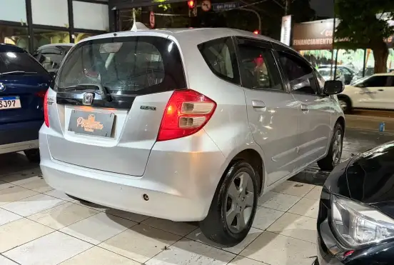 HONDA-FIT-2009