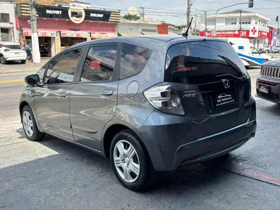 HONDA-FIT-2014