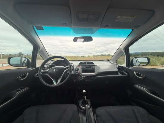 HONDA-FIT-1.4 LX 16V FLEX 4P MANUAL HONDA-FIT-2010