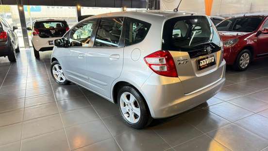 HONDA-FIT-2009