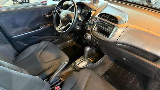HONDA-FIT-2009