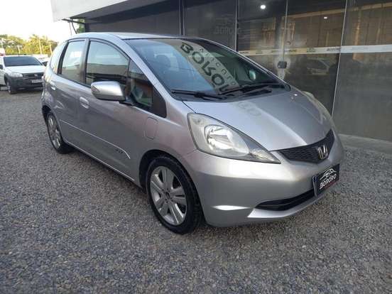 HONDA-FIT-2010