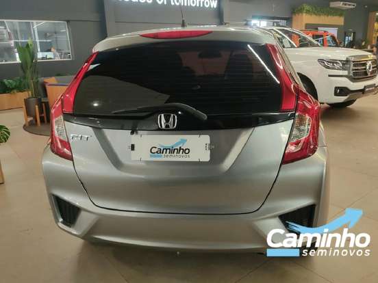 HONDA-FIT-2015
