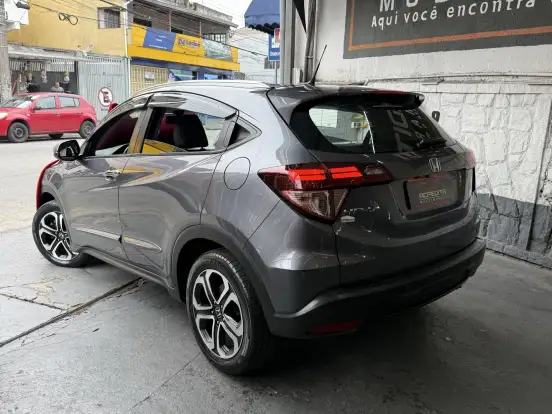 HONDA-HR-V-1.8 16V FLEX TOURING 4P AUTOMÁTICO HONDA-HR-V-2017