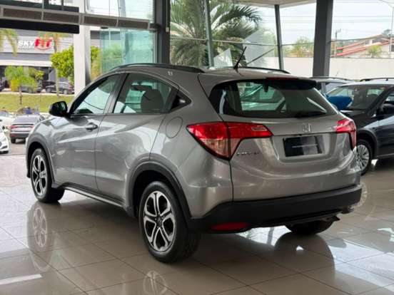 HONDA-HR-V-2015