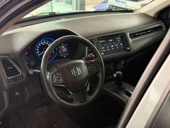 HONDA-HR-V-2015
