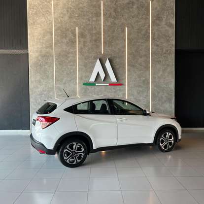 HONDA-HR-V-2016