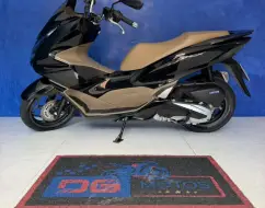 HONDA PCX 160 DLX HONDA PCX 160 DLX