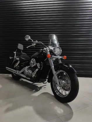 HONDA SHADOW 750 