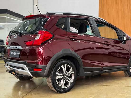 HONDA-WR-V-2017