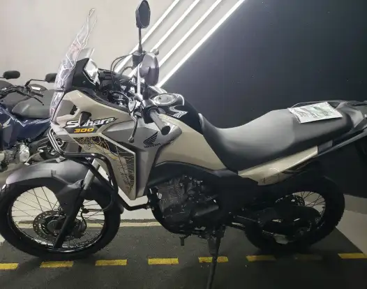 HONDA-XRE 300 SAHARA ADVENTURE-2024