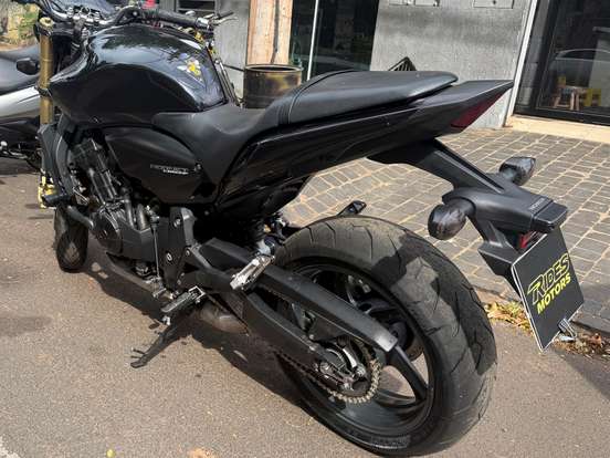 HONDA-CB 600F HORNET HONDA-CB 600F HORNET-2011