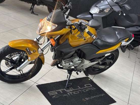 HONDA-CB 300R-2009