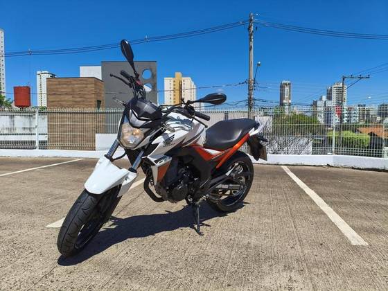 HONDA CB TWISTER 