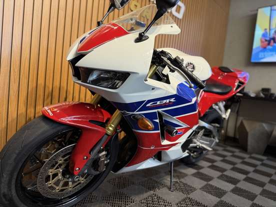 HONDA-CBR 600RR-2014