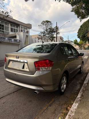 HONDA-CITY-2010
