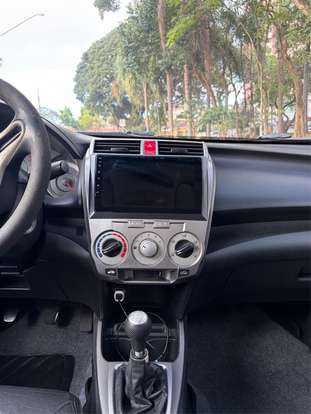 HONDA-CITY-2010