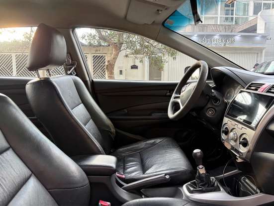 HONDA-CITY-2010
