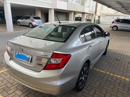 HONDA-CIVIC-2015