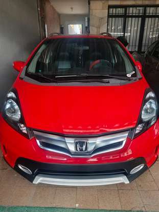 HONDA-FIT-2013
