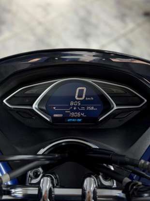 HONDA-PCX-2020