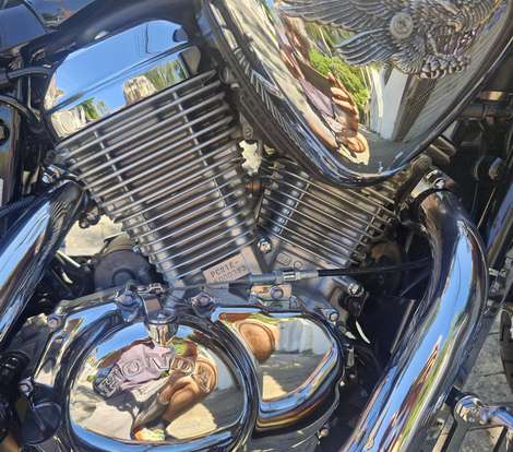 HONDA-SHADOW 600C VT-2005