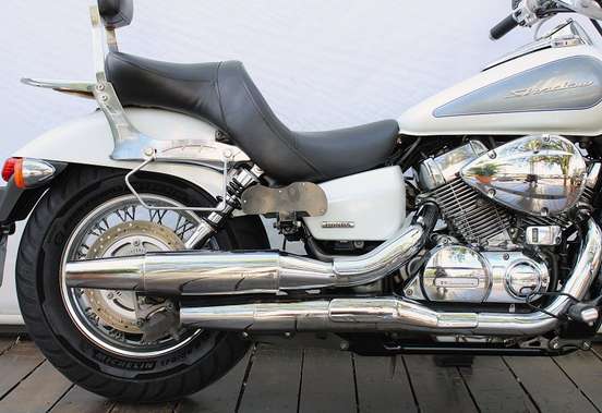 HONDA-SHADOW 750-2011