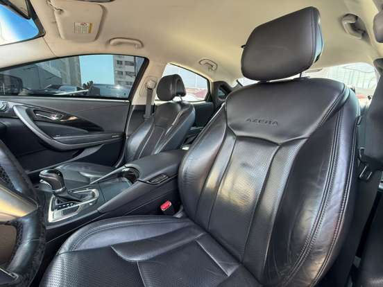 HYUNDAI-AZERA-2014