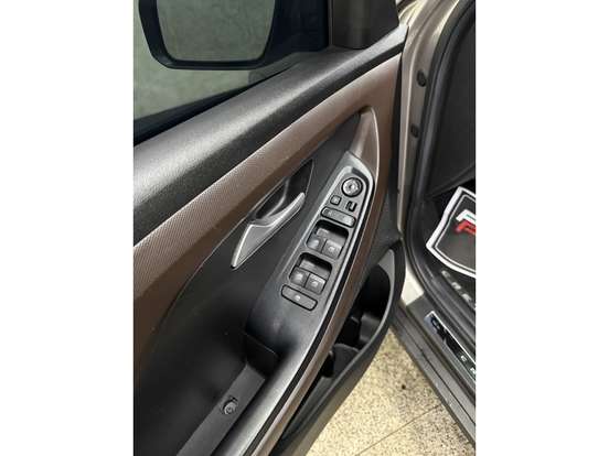 HYUNDAI-CRETA-2023