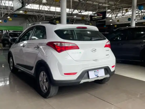 HYUNDAI-HB20-1.6 PREMIUM 16V FLEX 4P AUTOMÁTICO HYUNDAI-HB20-2014