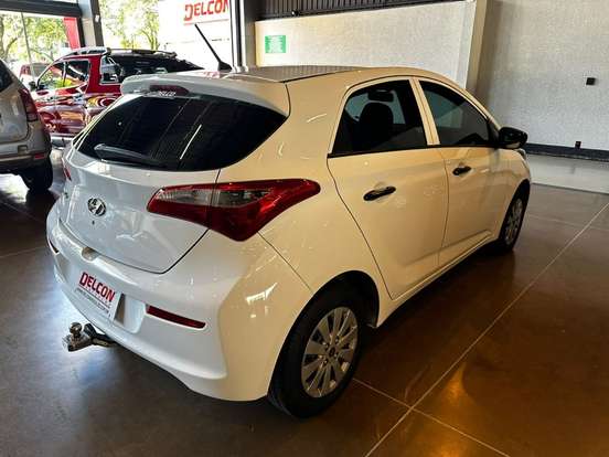 HYUNDAI-HB20-2016