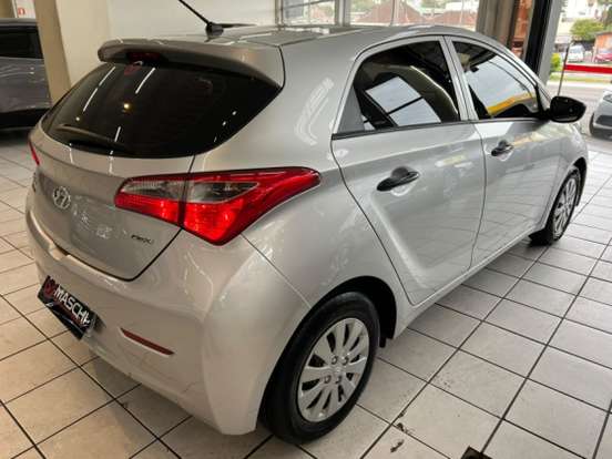HYUNDAI-HB20-1.0 COMFORT 12V FLEX 4P MANUAL HYUNDAI-HB20-2013