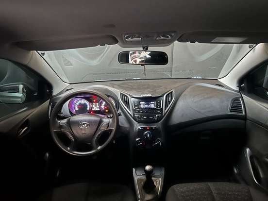 HYUNDAI-HB20-2019