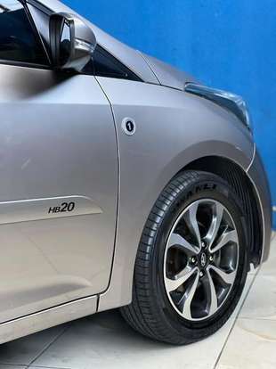 HYUNDAI-HB20-2018