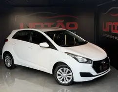 HYUNDAI HB20 1.6 COMFORT PLUS 16V FLEX 4P MANUAL HYUNDAI HB20 1.6 COMFORT PLUS 16V FLEX 4P MANUAL