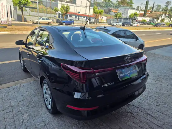 HYUNDAI-HB20S-2025