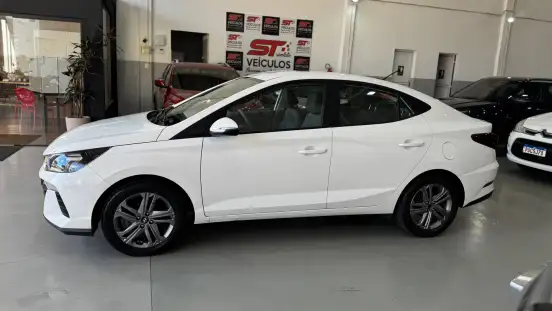 HYUNDAI-HB20S-2024
