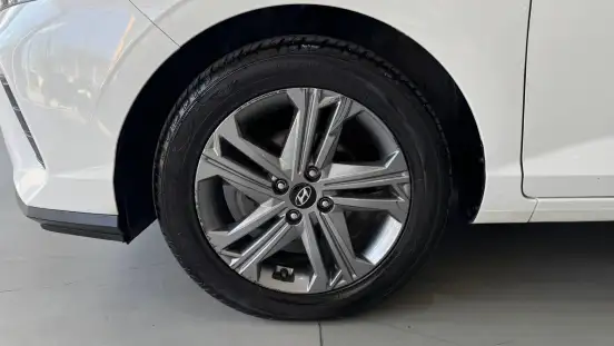 HYUNDAI-HB20S-2024