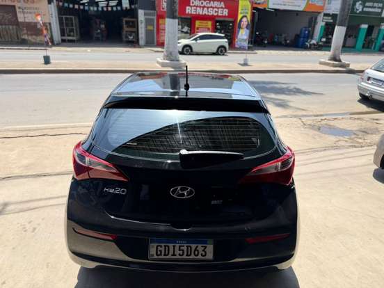 HYUNDAI-HB20S-2017