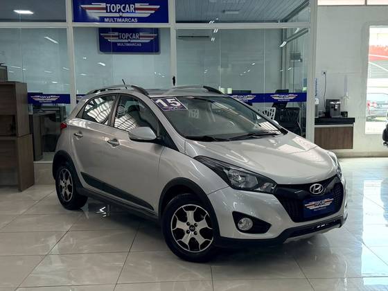 HYUNDAI HB20X 1.6 16V PREMIUM FLEX 4P AUTOMÁTICO