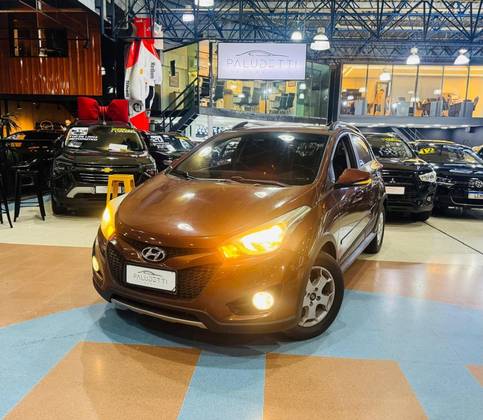 HYUNDAI HB20X 1.6 16V STYLE FLEX 4P AUTOMÁTICO