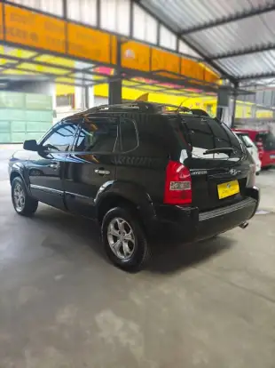 HYUNDAI-TUCSON-2007