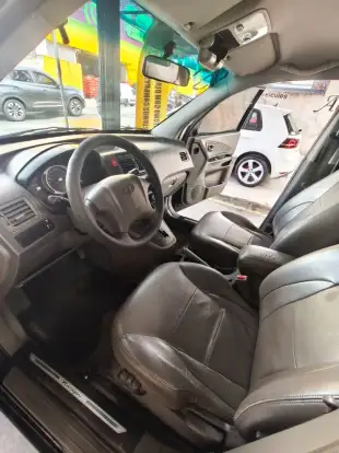 HYUNDAI-TUCSON-2.0 MPFI GL 16V 142CV 2WD GASOLINA 4P AUTOMÁTICO HYUNDAI-TUCSON-2007