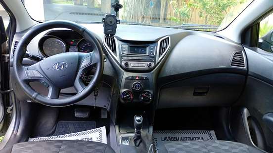 HYUNDAI-HB20-2016