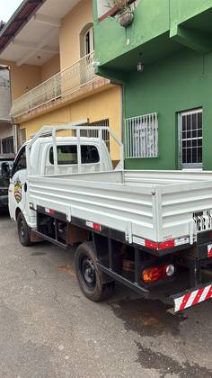HYUNDAI HR 2.5 LONGO SEM CAÇAMBA 4X2 16V 130CV TURBO INTERCOOLER DIESEL 2P MANUAL